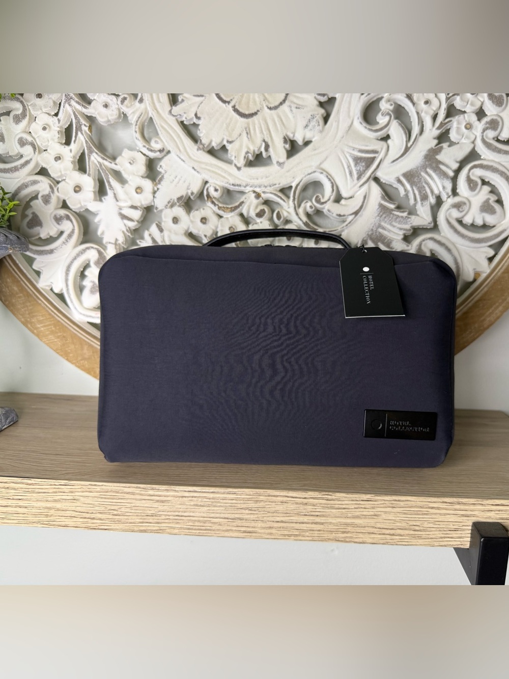 Hotel Collection Black Men’s Toiletry Travel Bag with Handle NWT - Picture 9 of 9